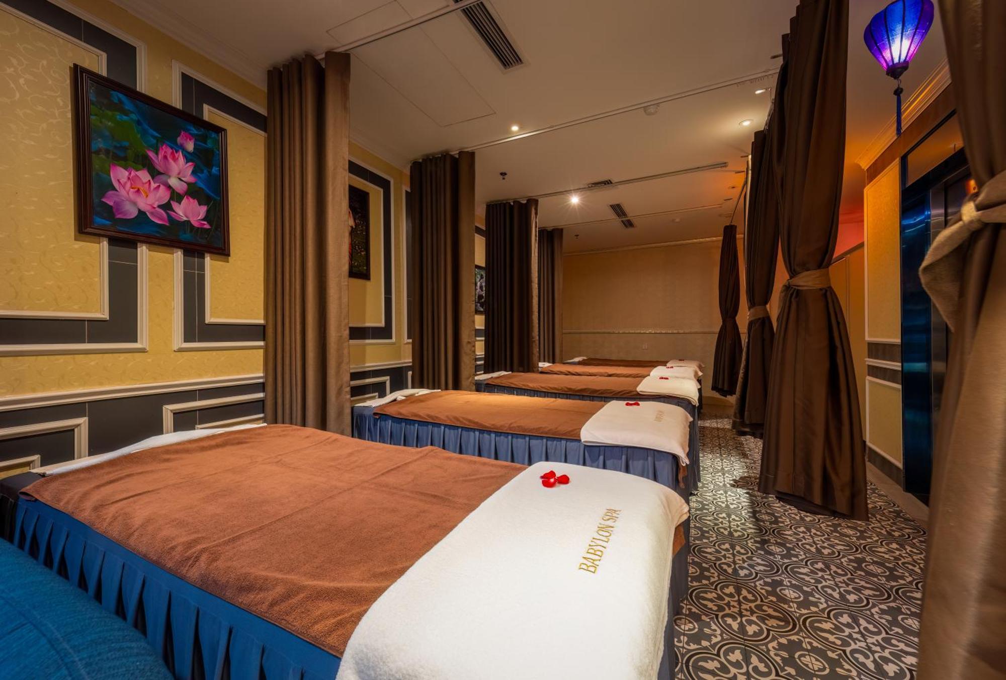 Calista Trendy Hotel & Spa ハノイ市 エクステリア 写真