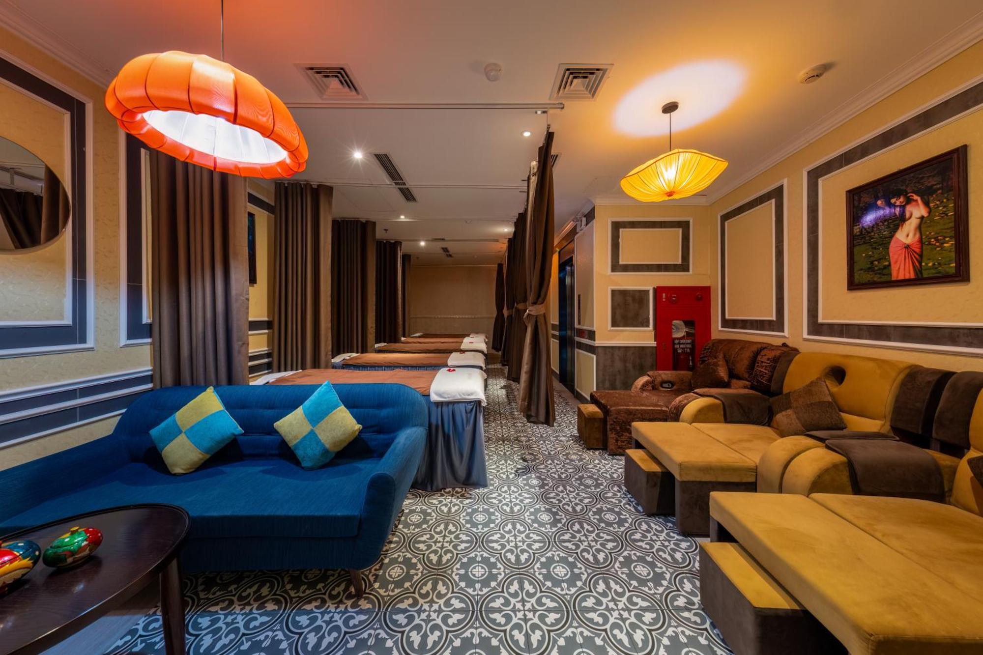 Calista Trendy Hotel & Spa ハノイ市 エクステリア 写真