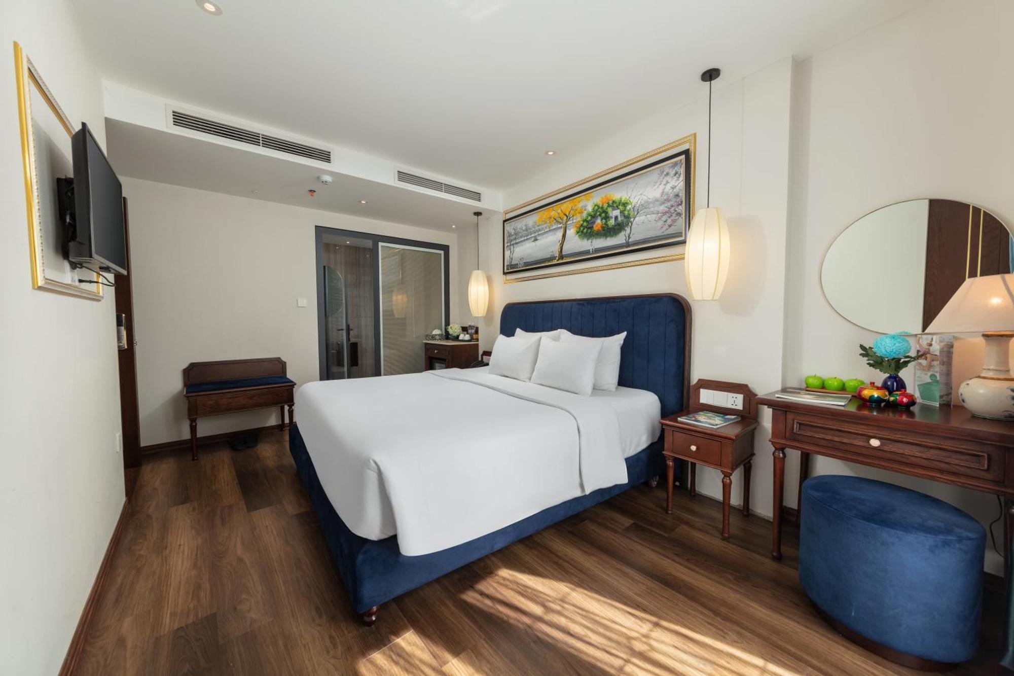 Calista Trendy Hotel & Spa ハノイ市 エクステリア 写真