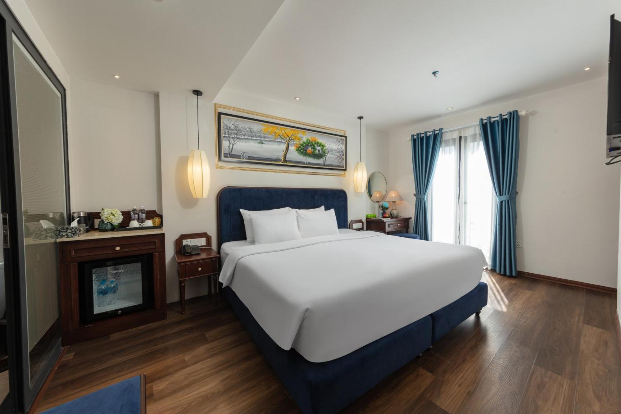 Calista Trendy Hotel & Spa ハノイ市 エクステリア 写真