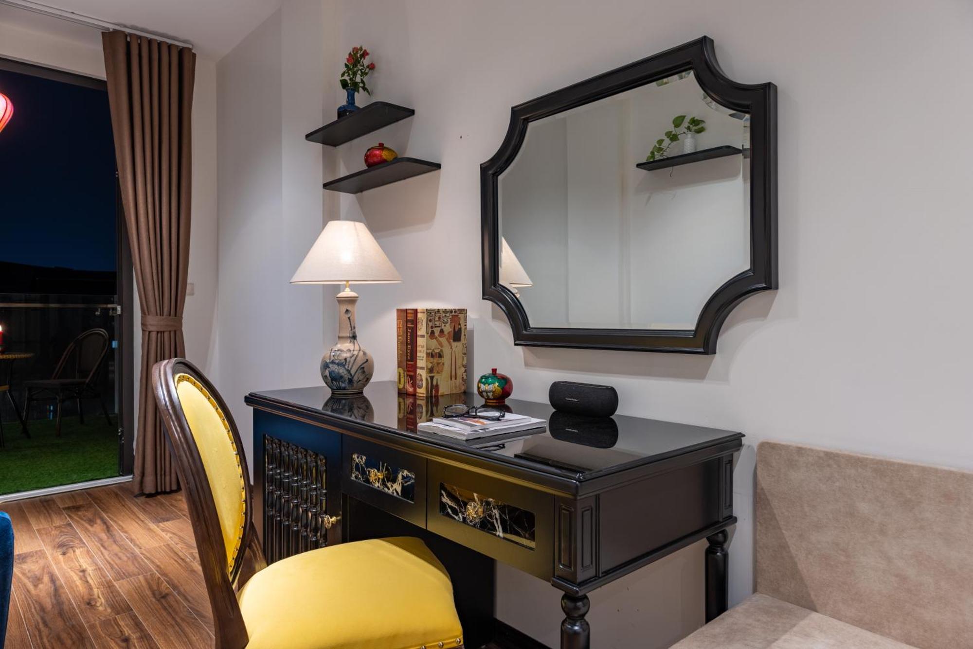 Calista Trendy Hotel & Spa ハノイ市 エクステリア 写真